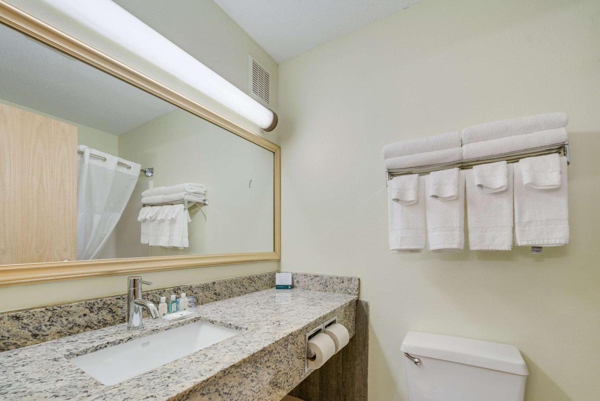 Quality Inn & Suites South Sioux Falls Eksteriør billede